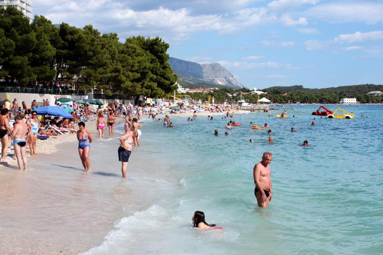 Apartments And Rooms By The Sea Tucepi, Makarska - 6058 Bagian luar foto